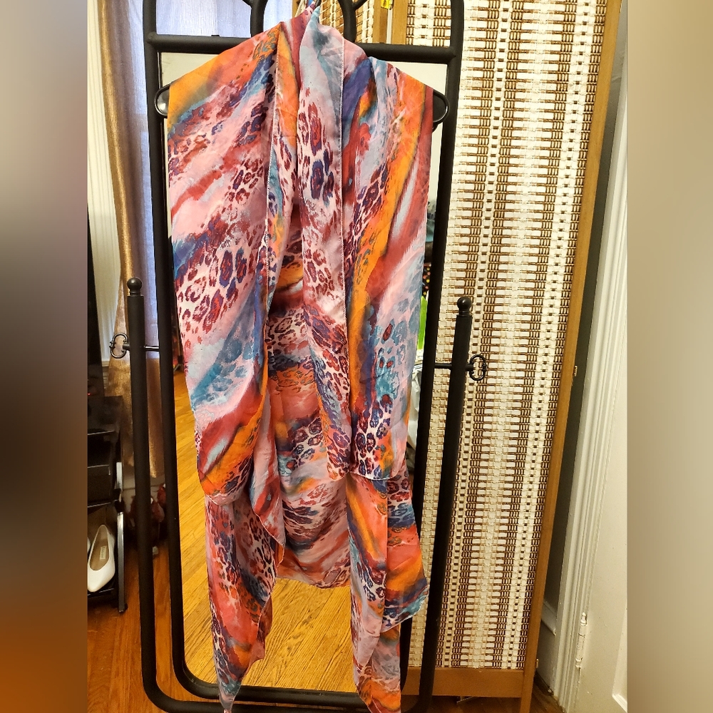 Colorful lightweight duster